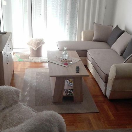 Apartment Danijela Бар Екстериор снимка